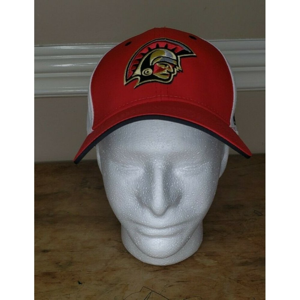 USC TROJANS HAT MEDIUM NEW WITHOUT TAGS